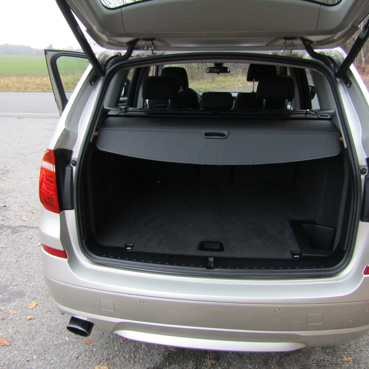 BMW X3, xDrive20i 135kw, Serviska,NAVI - 9