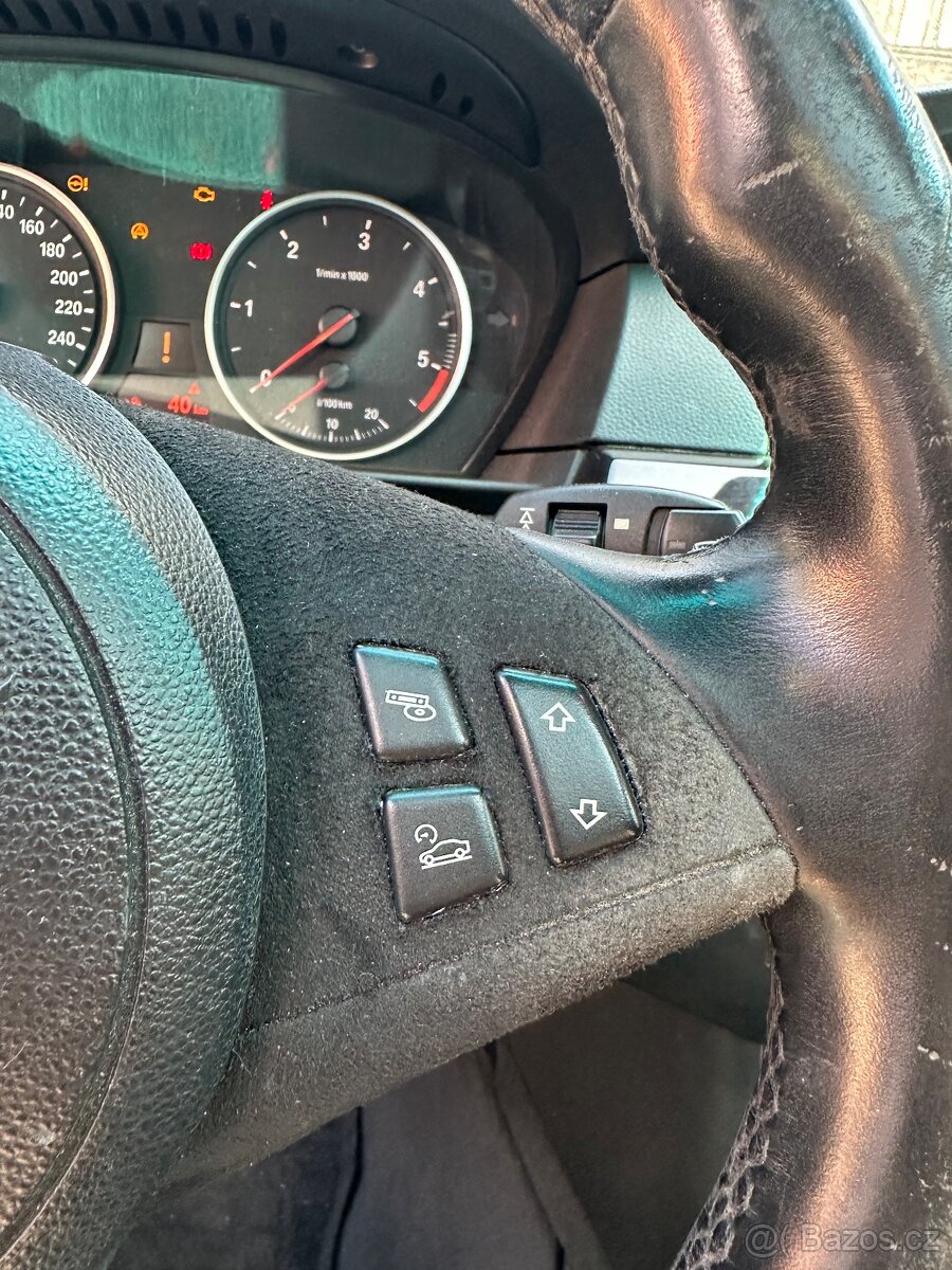 BMW E61 530xd mpaket nahradni dily - 9