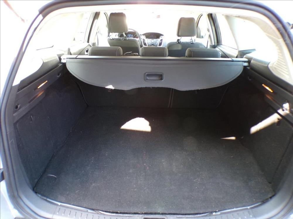 Ford Focus 1,6 TDCI - 9