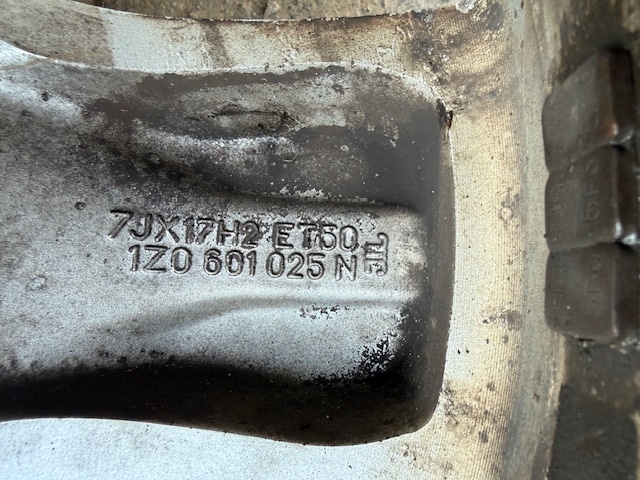 Alu kola letní r17 - 9