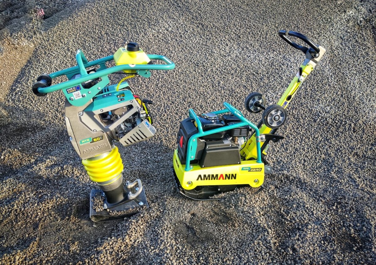 Půjčovna-pronájem minibagru Kubota U10-5, Kubota K008-3 - 9