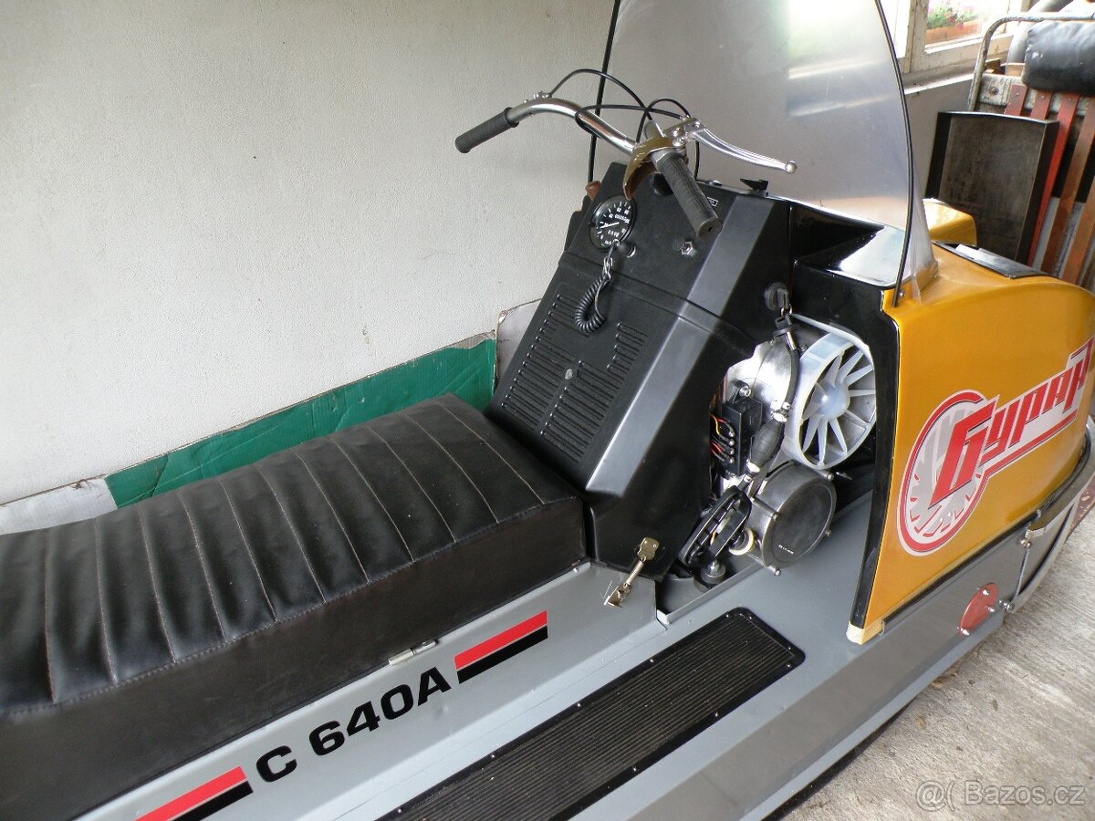 sněžný skútry Buran 640 A 28 HP - 9