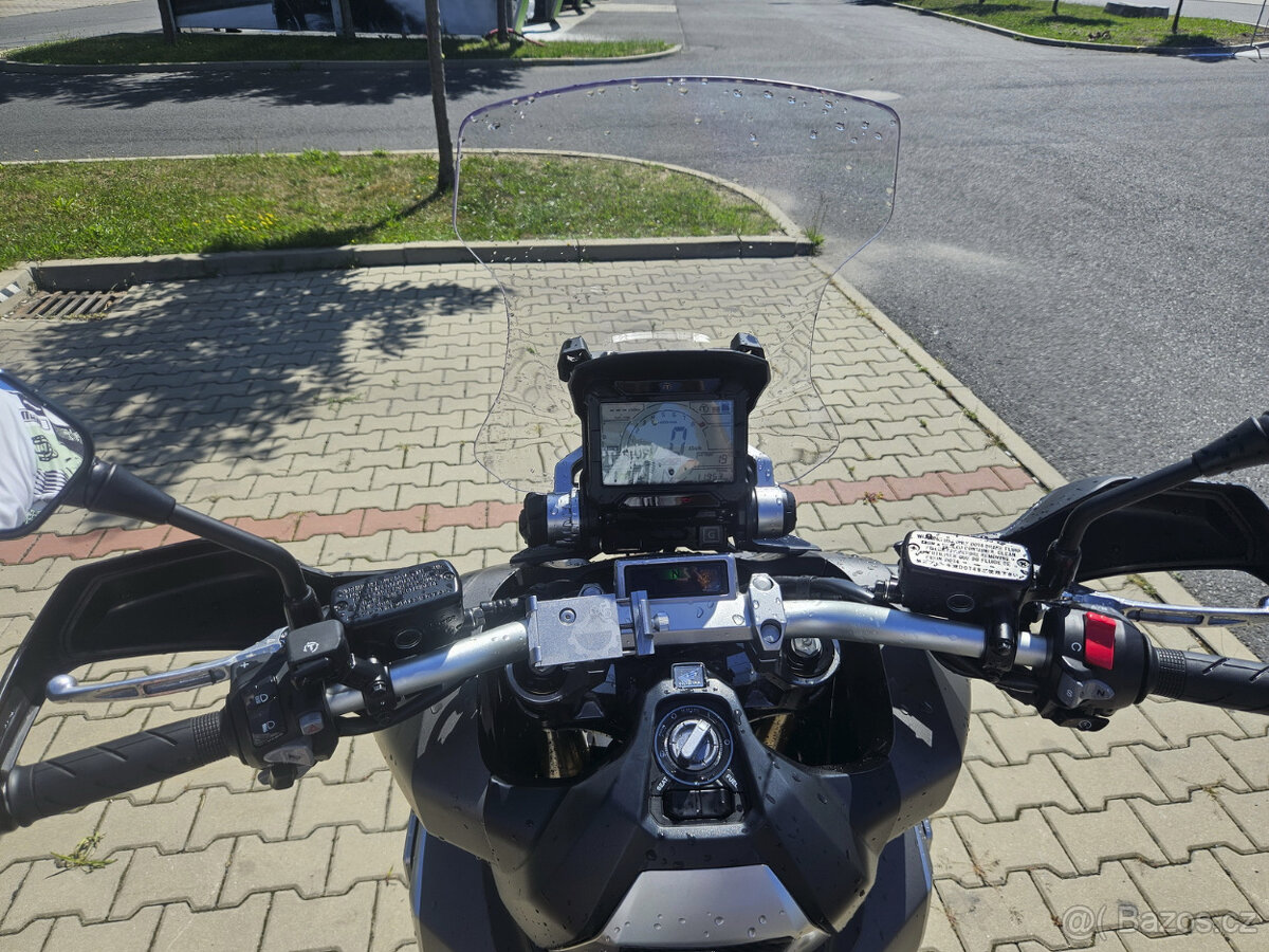 Honda X-ADV 750 - nová v ČR, najeto 12,5 tis. km - 9