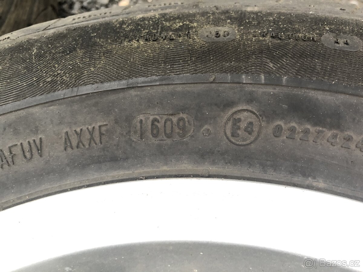 Prodám 15’ sadu kompletních kol + další 2 pneu - 9