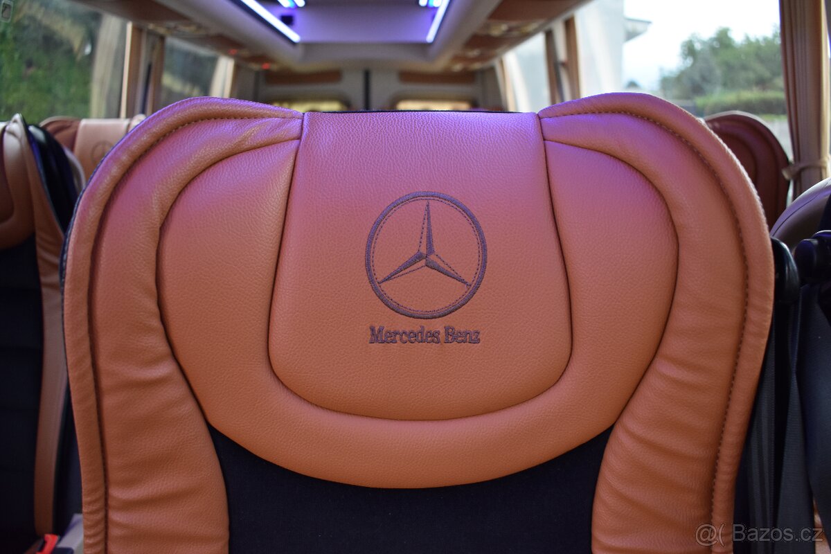 Mercedes Sprinter 519 CDI XXL | V6 | 20+1míst - 9