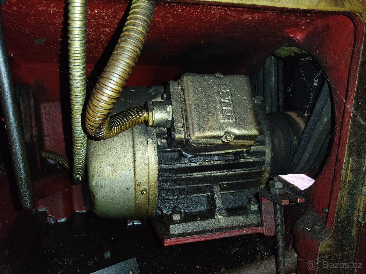 Obrážečka/hoblovka na kov Strigon GH 560/U - 9