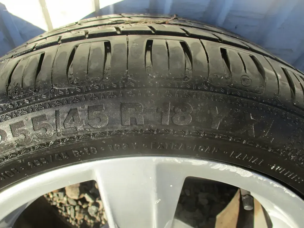 ALU kola AUDI A4/5/6/7 8,5x18 ET29 s pneu 255/45 18 - 9