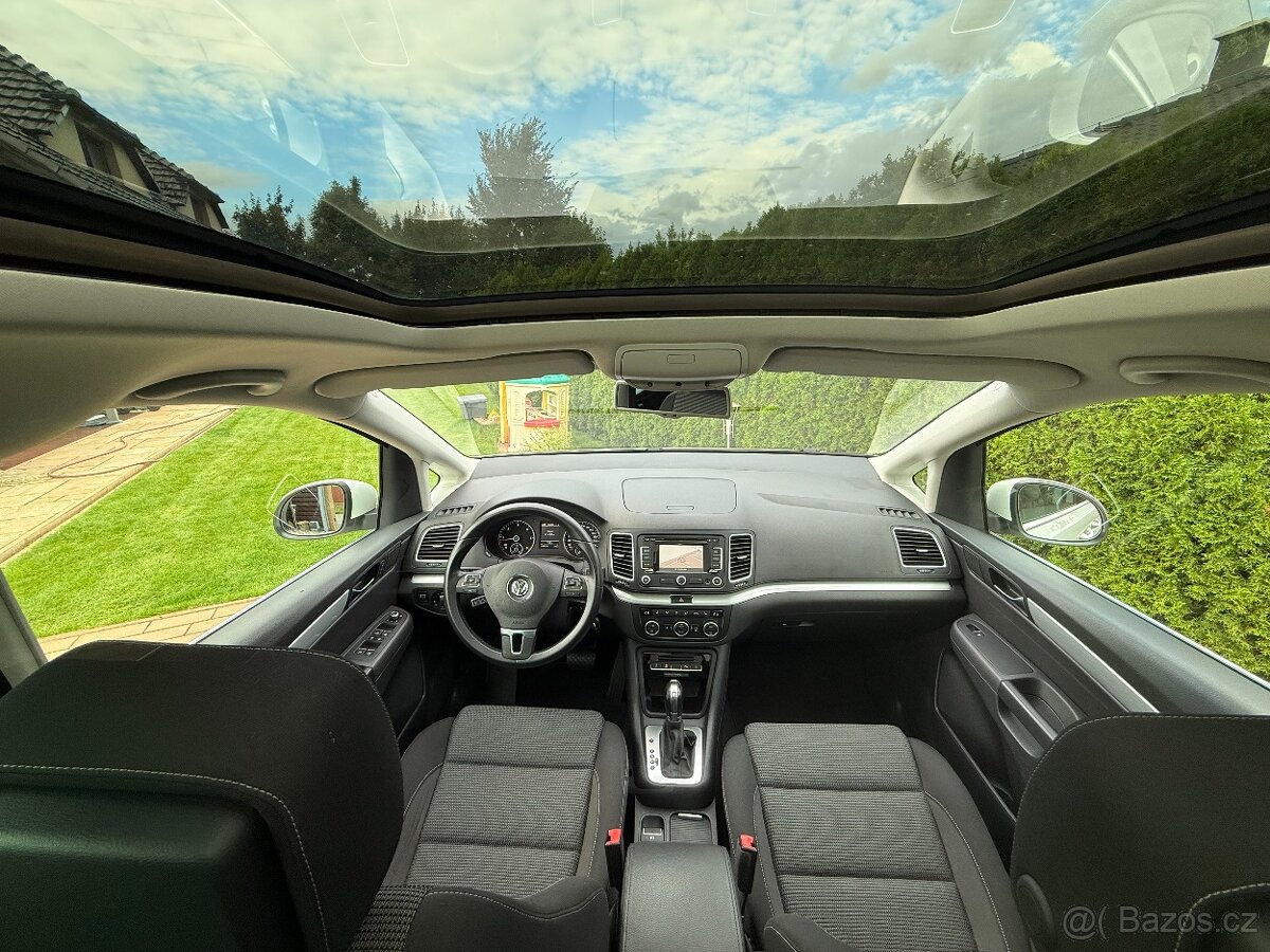 VW SHARAN 2.0 TDi DSG HIGH-L Panorama Webasto Bi-Xen /2014/ - 9