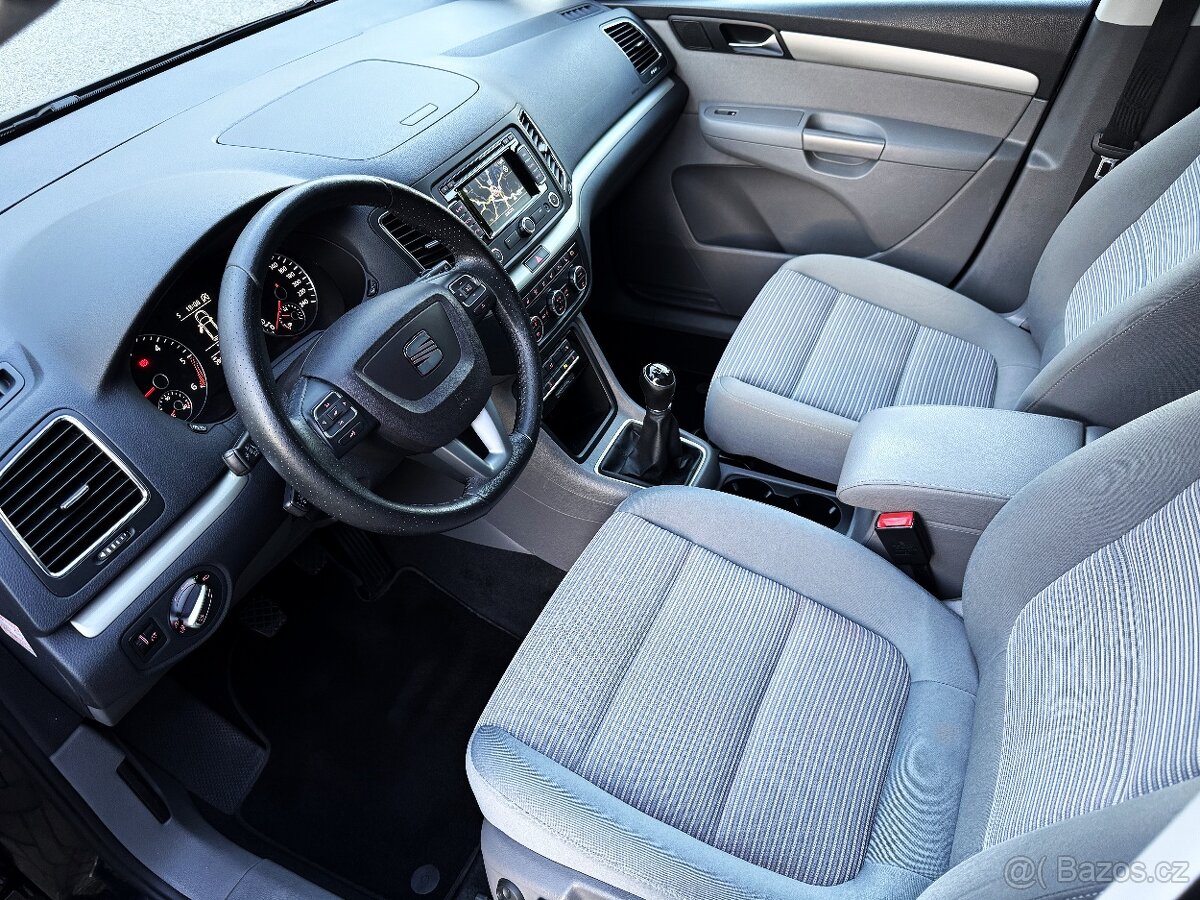 SEAT ALHAMBRA 2.0TDI 4x4,PANORAMA,TAŽNÉ,KAMERA,XENONY,7MÍST, - 9