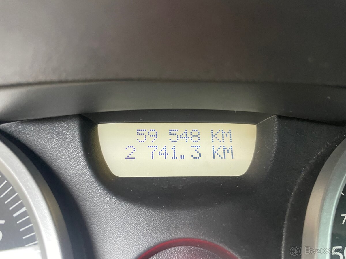 Renault Megane 1.4 72kW 2009 nová STK - 9