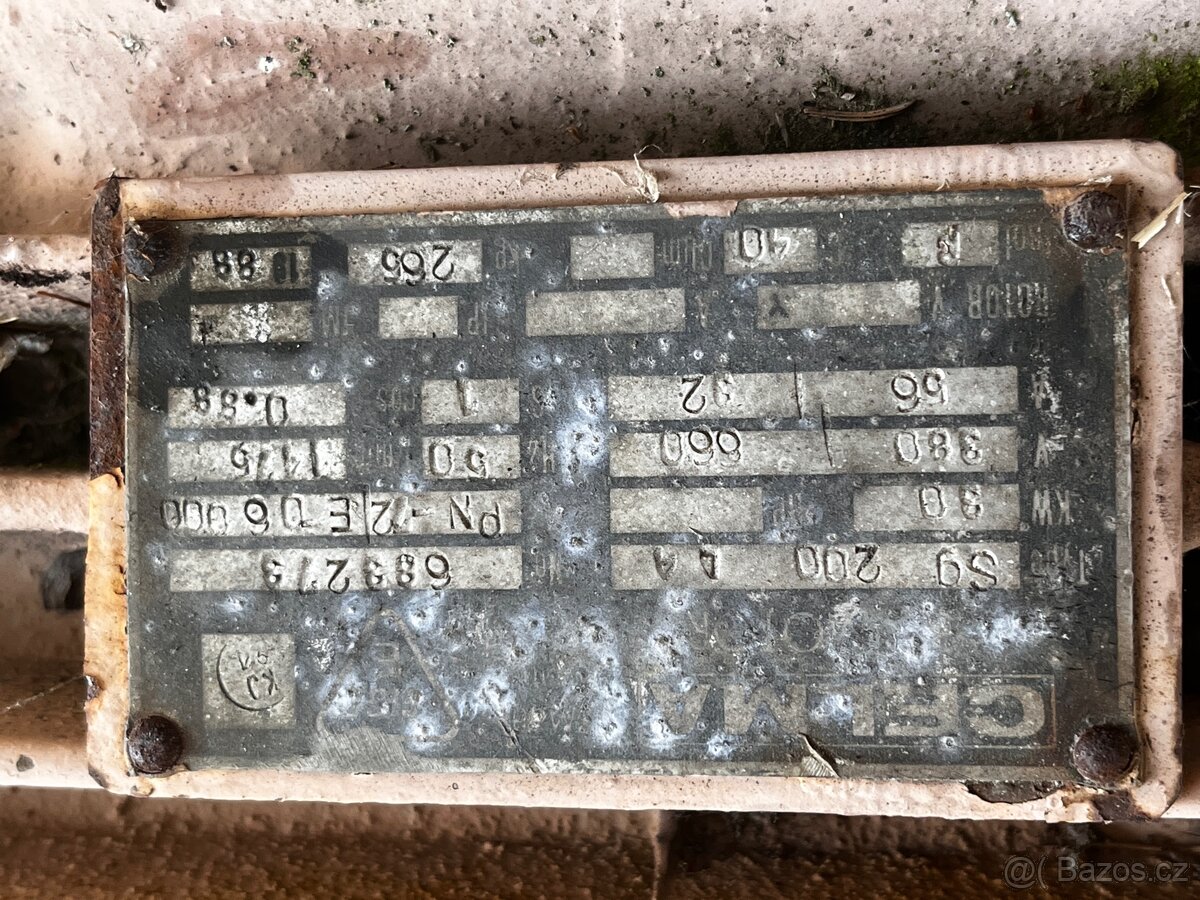 štěpkovač dřeva - 9