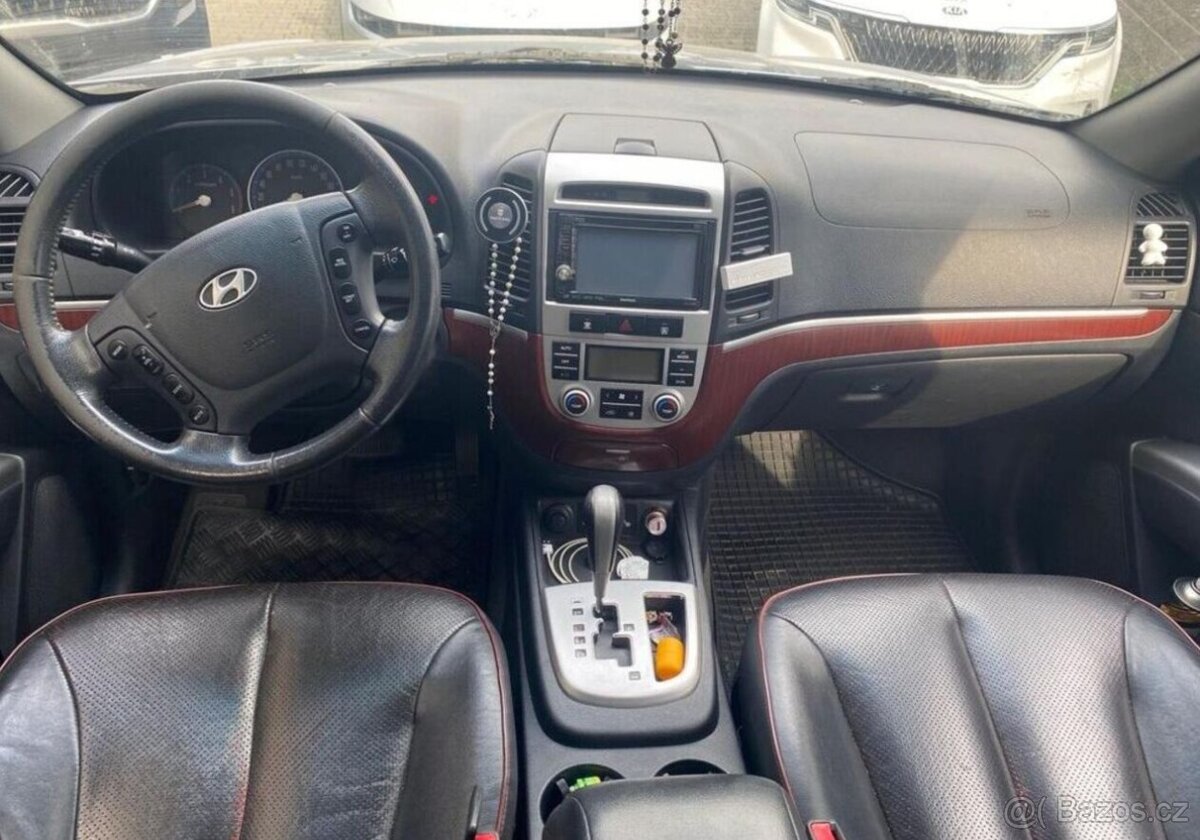 Hyundai Santa Fe 2.2-114KW-PANORAMA - 9