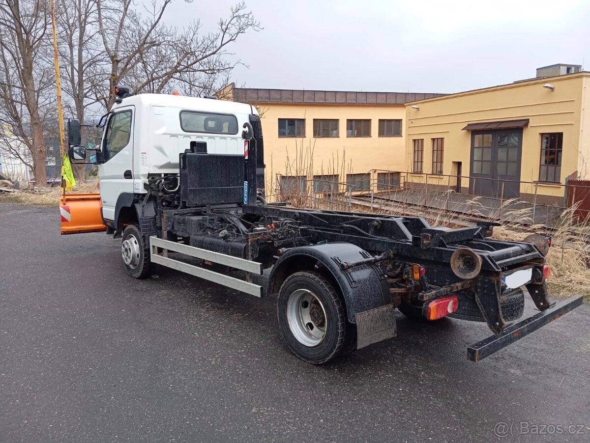 Fuso Canter 6C18 - 9