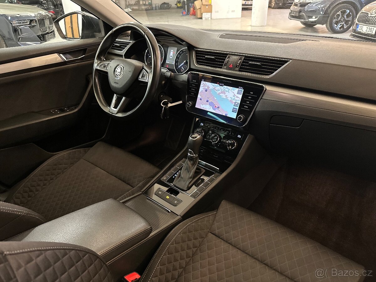 ŠKODA SUPERB COMBI III 2.0TDI 110KW DSG STYLE WEBASTO TAŽNÉ - 9