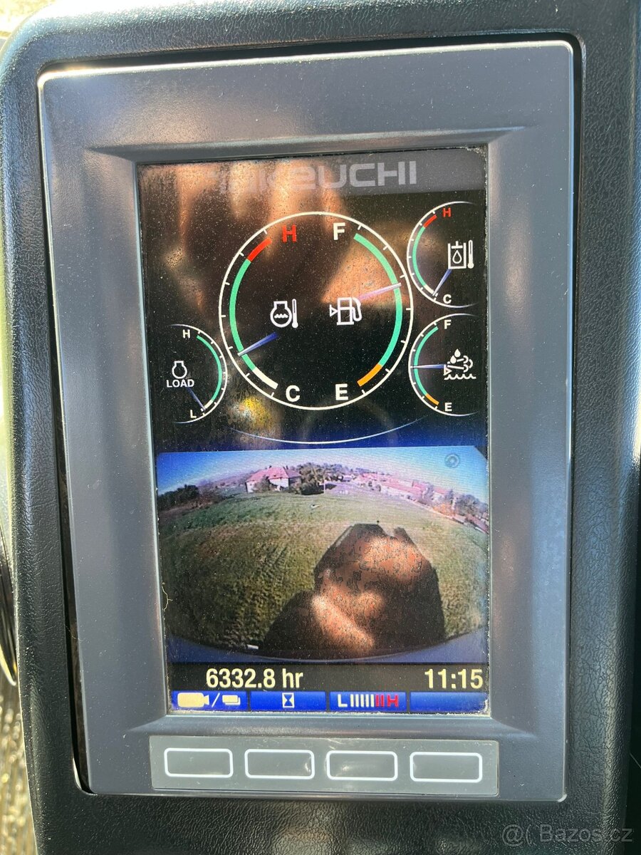 Kolové rypadlo Takeuchi TB295W - 9