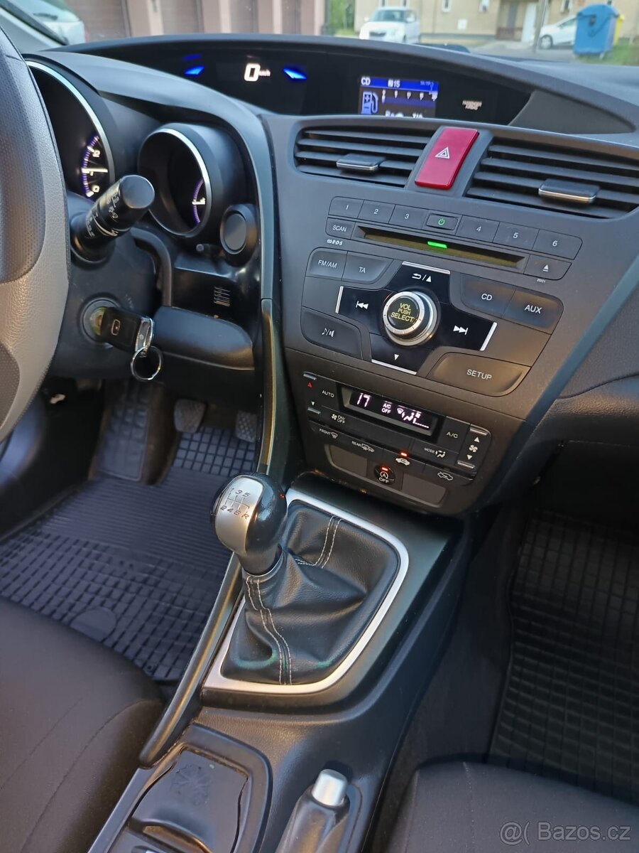 Honda Civic 1.4 Benzin 2012 - 9