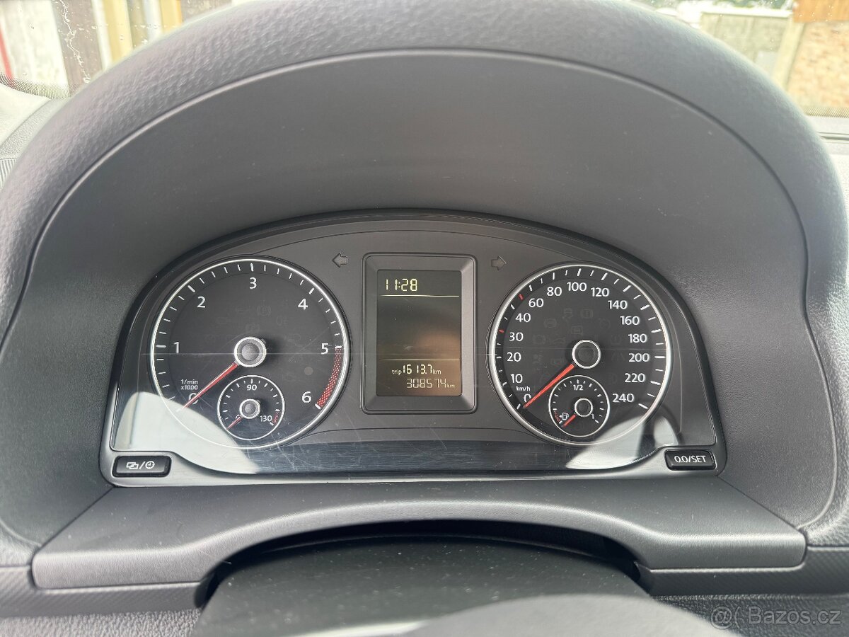 Volkswagen Caddy - 9