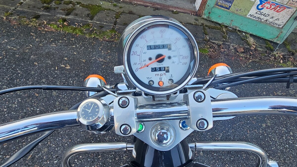 Honda VT 750C Shadow - 9