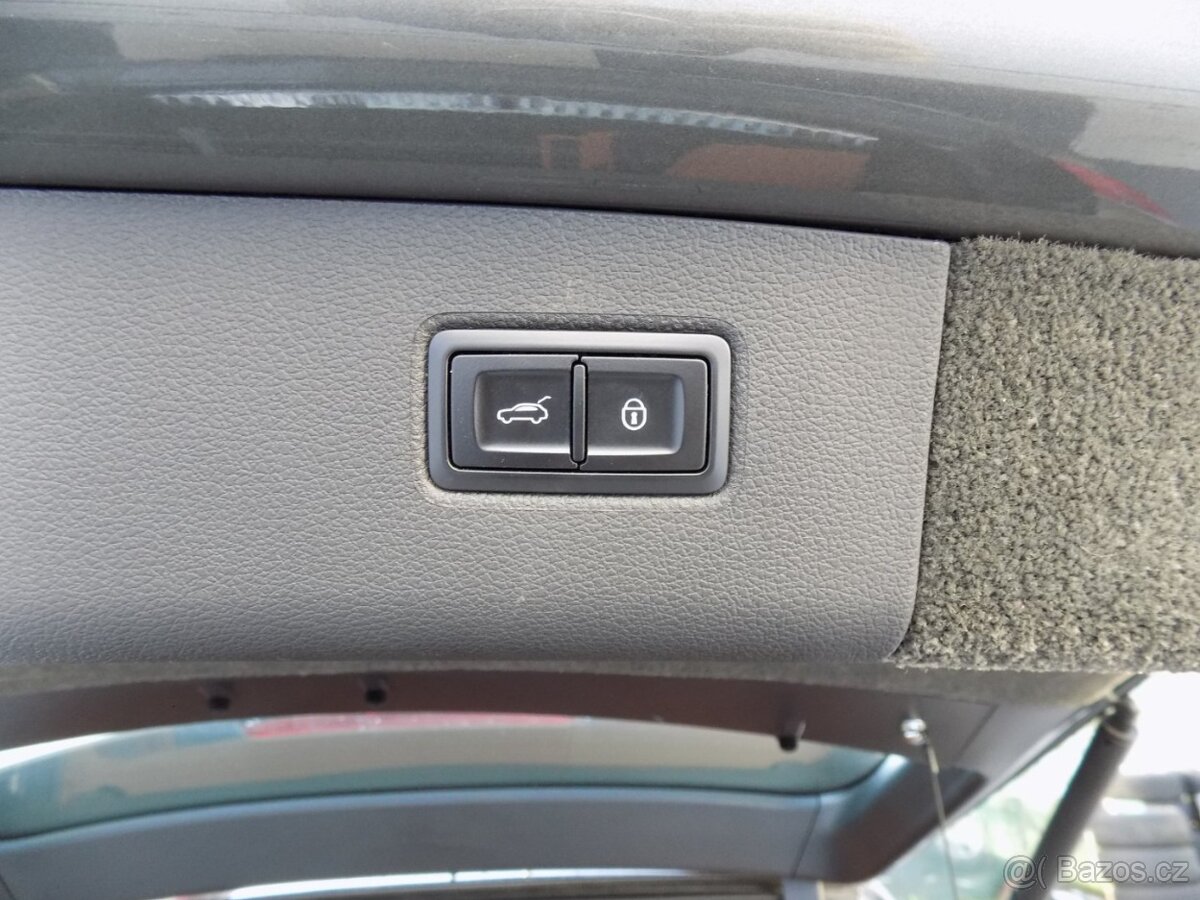 Bentley Bentayga V12/4WD/Night Vision/PANO/ - 9