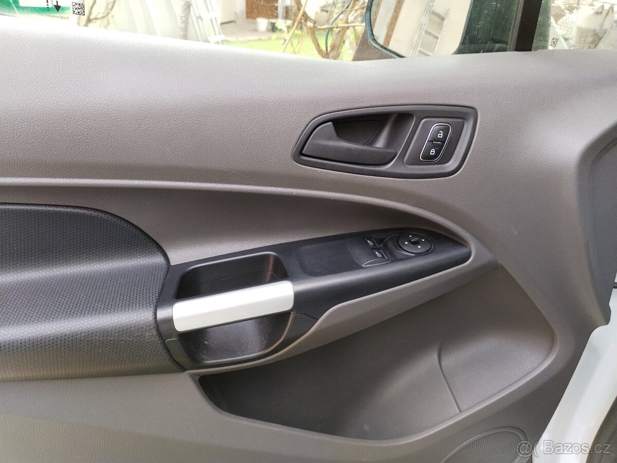 Ford Transit Connect - 9