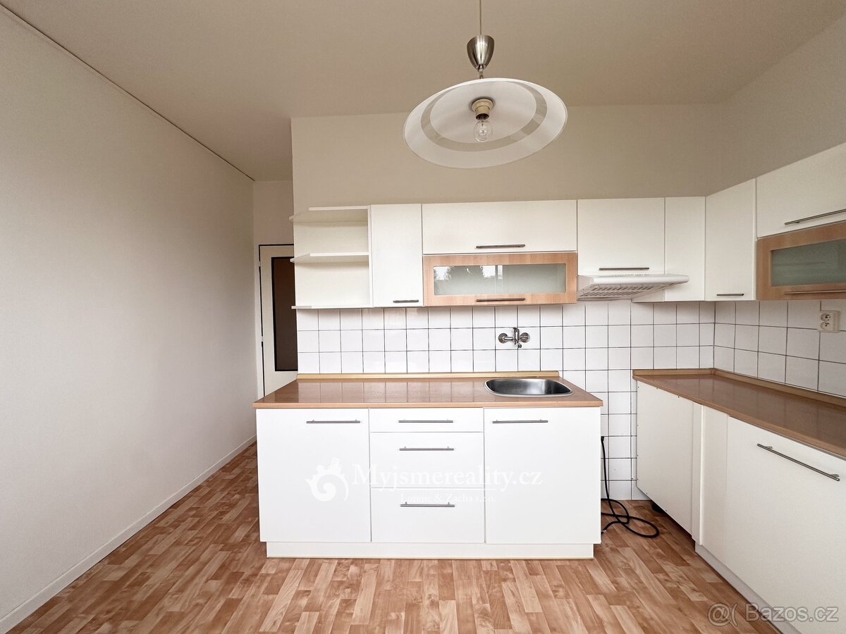 Prodej bytu 3+1 73 m2, užitná plocha 95 m2 + pozemek/zahrada - 9