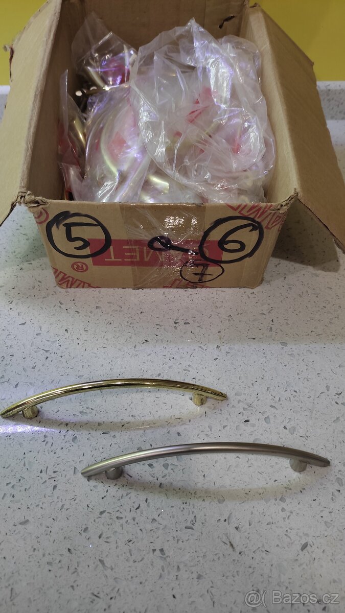 Nábytkové úchytky za 20,- Kč - 9