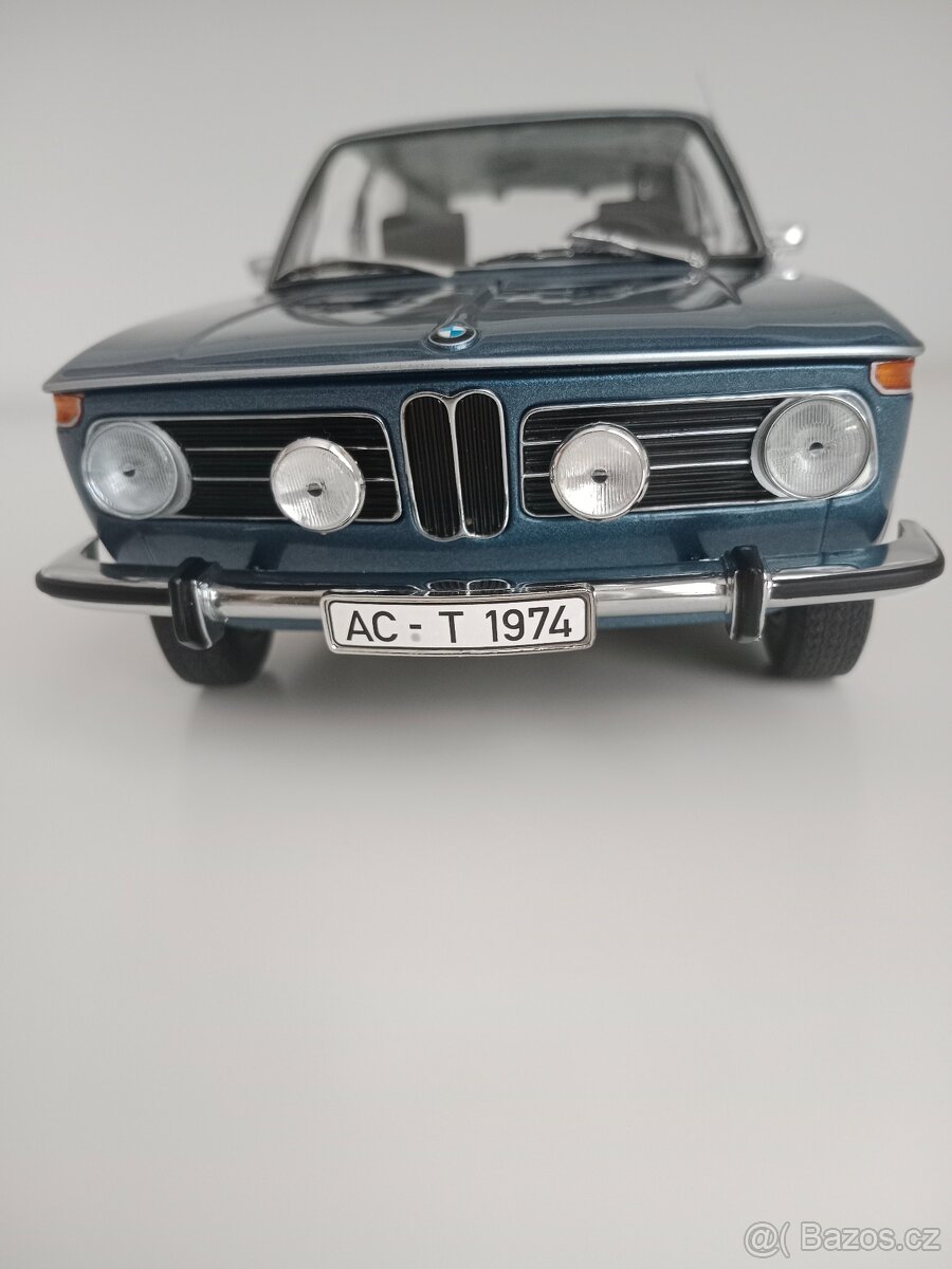 1/18 Minichamps BMW 2002 Tii 1971 - 9