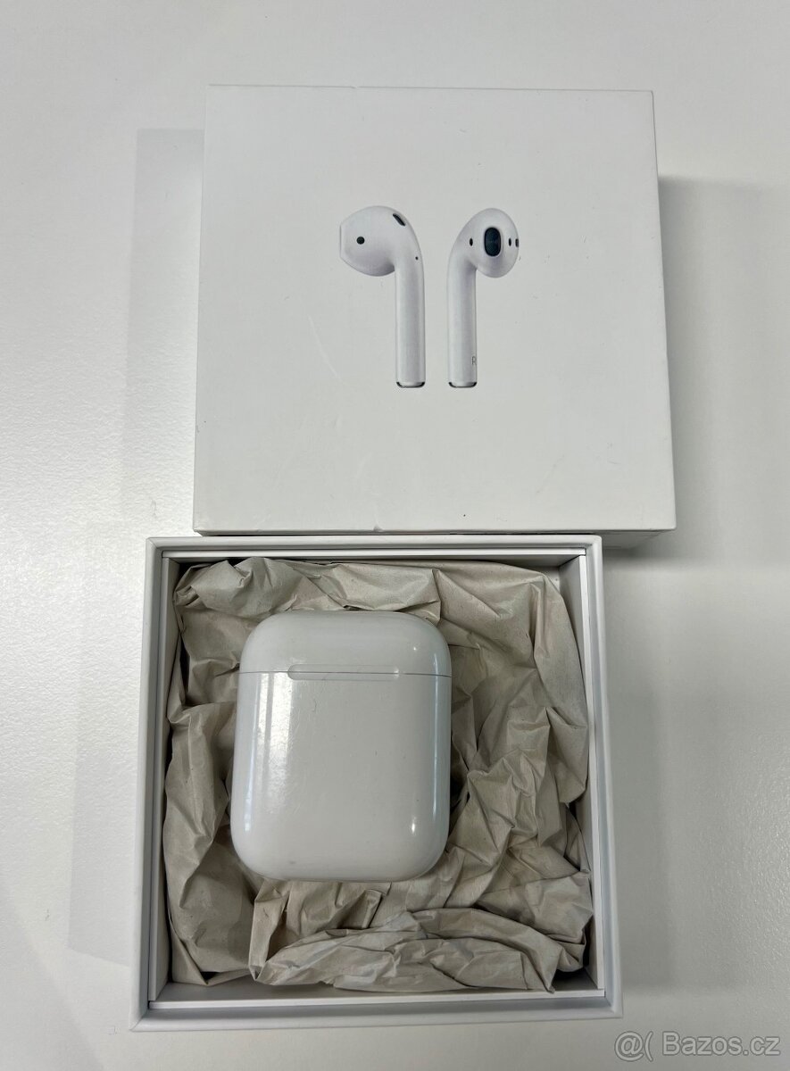 Airpods sluchátka 1. generace - 9