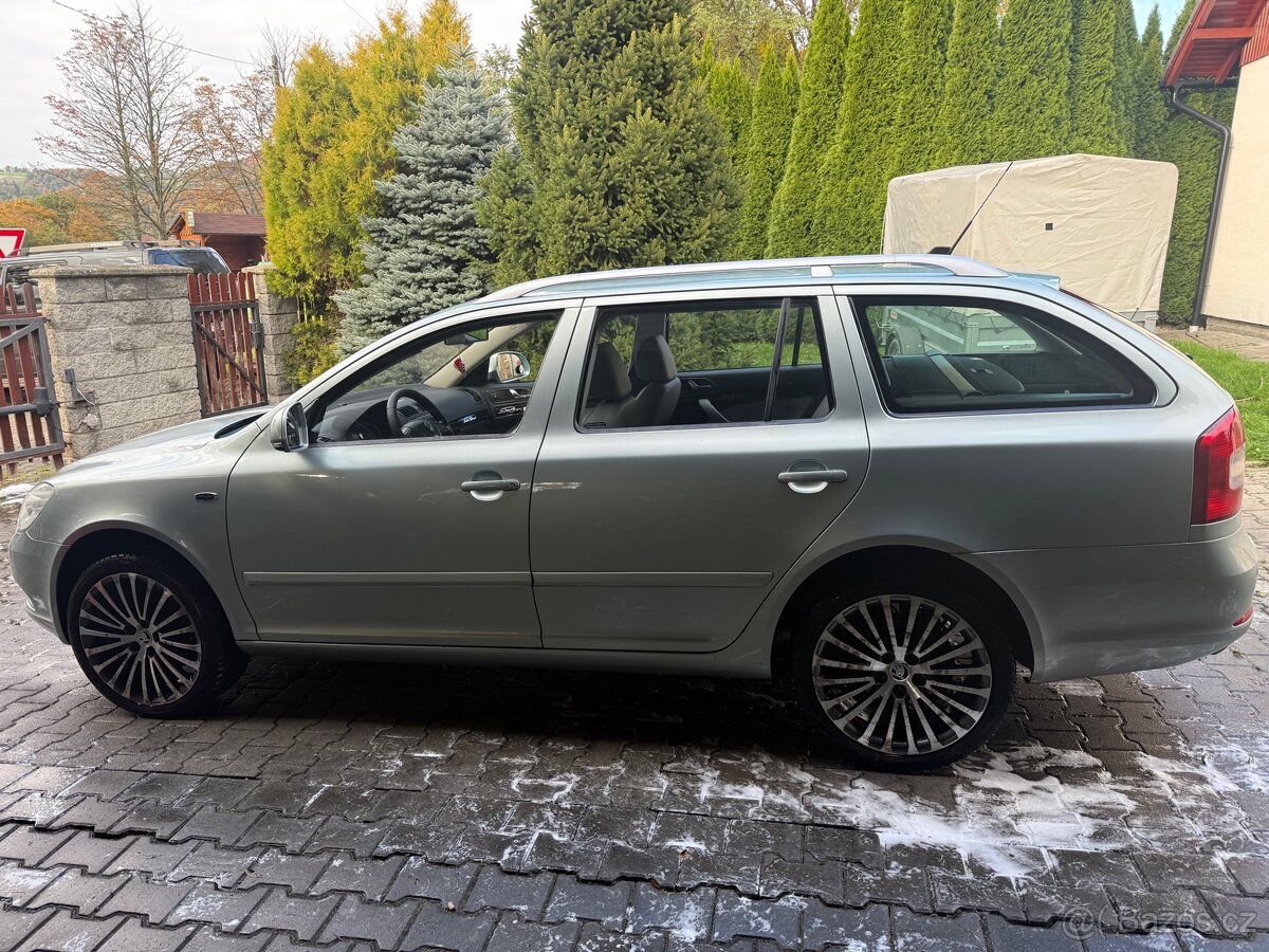 Octavia 2fl Laurin Klement - 9