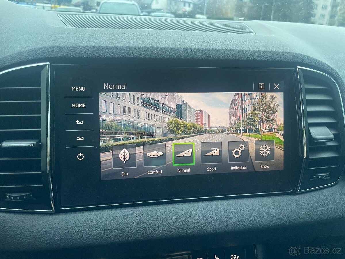 Škoda Karoq 2.0TDI Sportline - 9