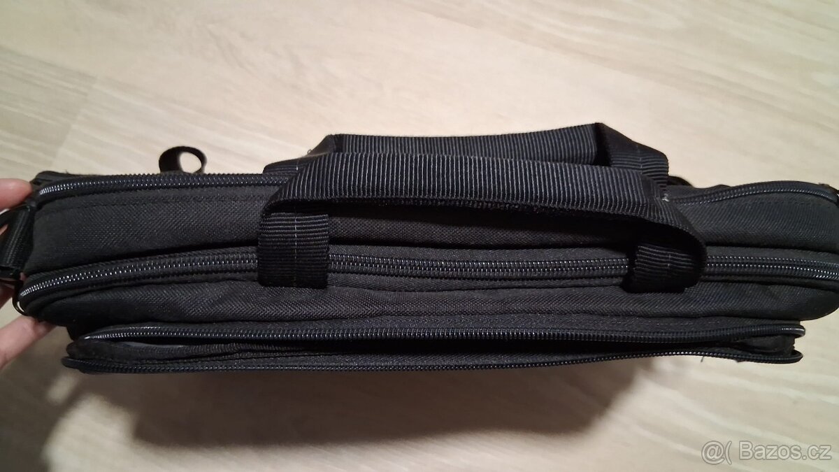 Brašna pro notebook Case Logic 14'-15' - 9
