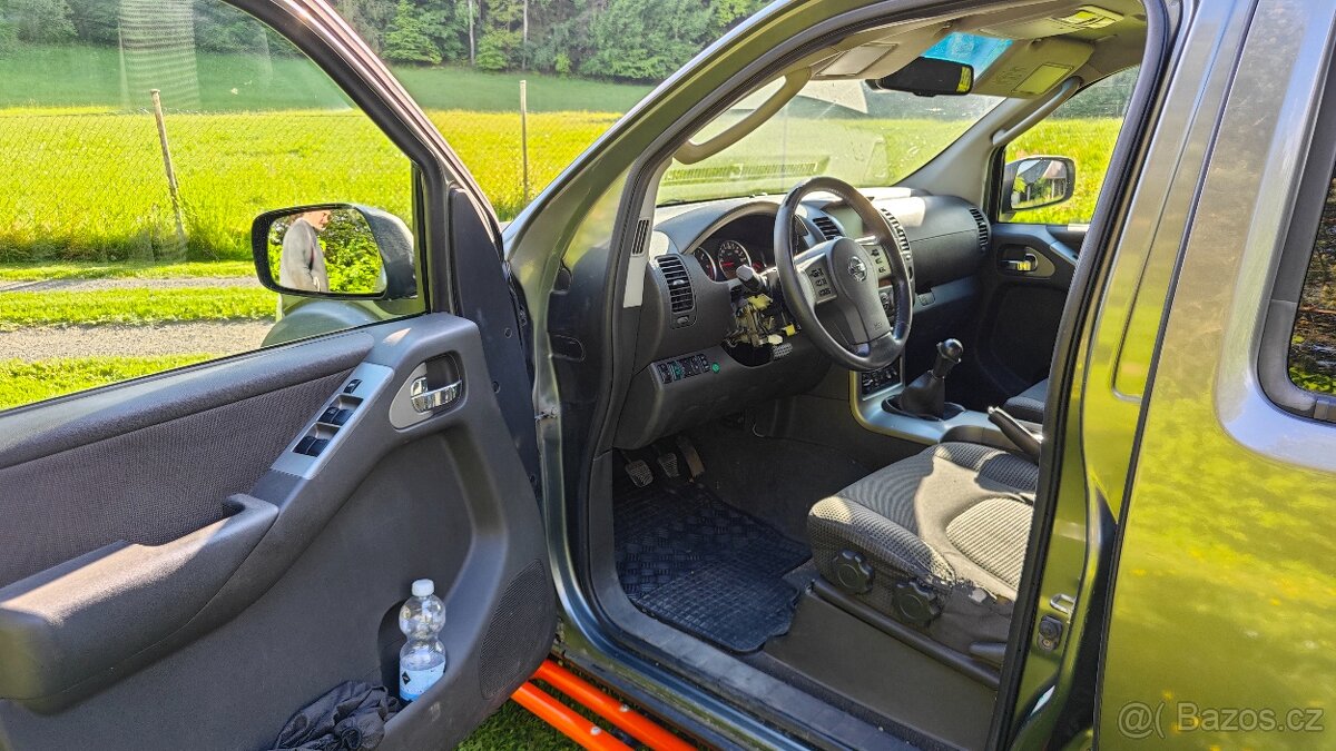 Pathfinder 2.5Dci 126kW, Manuál - 9