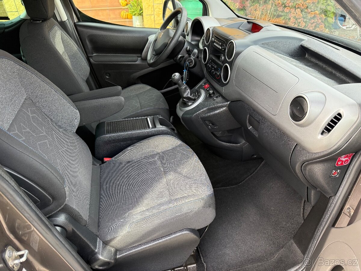 PEUGEOT PARTNER TEPEE 2017 1.2i 16v 133.000km - 9