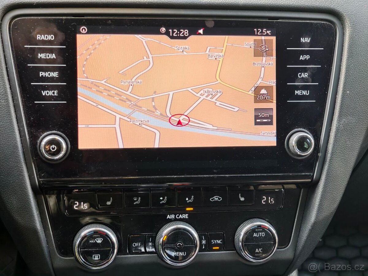 Škoda Octavia Combi 1.6 TDI 2017 DSG - 9