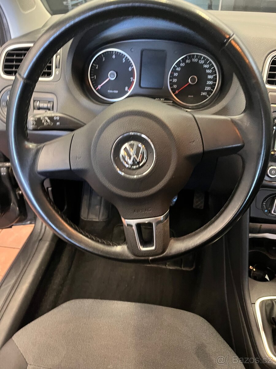 Volkswagen Polo - 9