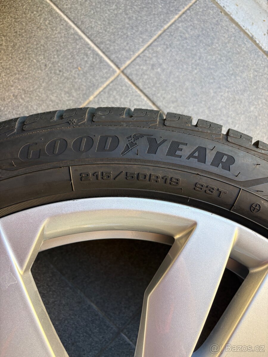 Alu kola 215/50 R19 - 9