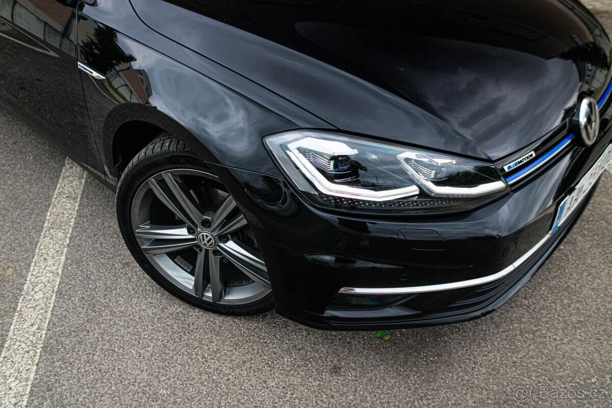 Volkswagen Golf Variant 1.5 TGI Highline DSG - 9