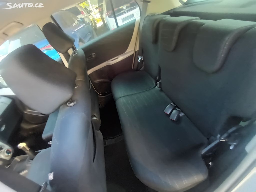 Toyota Yaris, 1.3VVT-I 63KW servisovaný - 9
