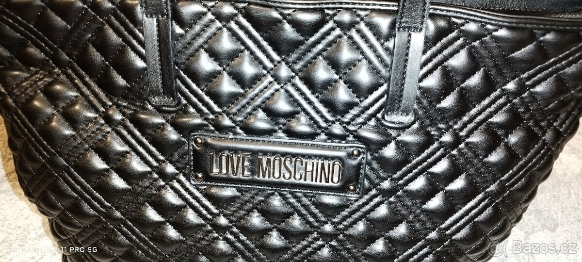 LUXSUSNÍ DÁMSKÁ KABELKA - LOVE MOSCHINO - 9