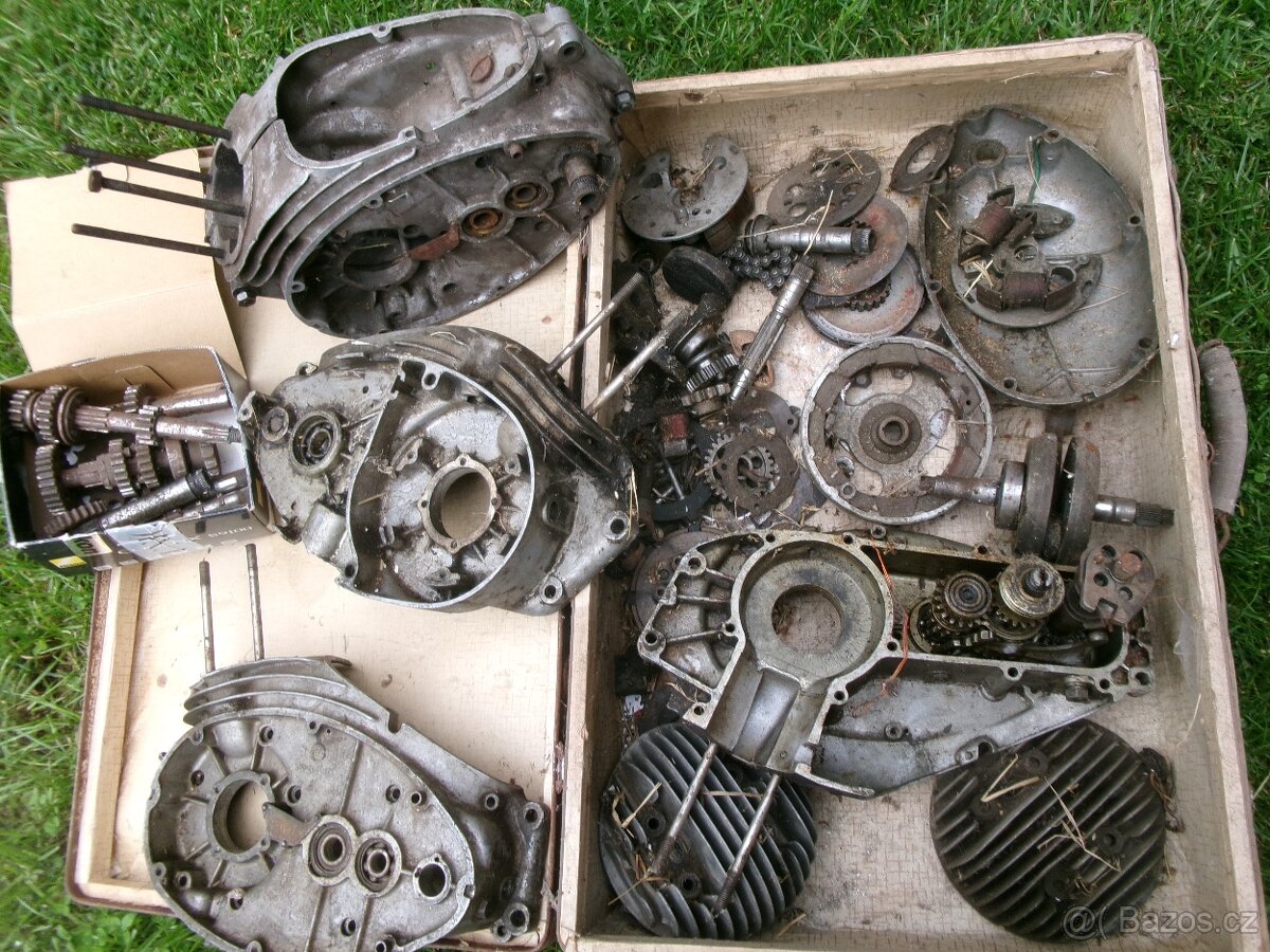 prodám náhradní díly na motorky, motor, kola, plechařina, .. - 9