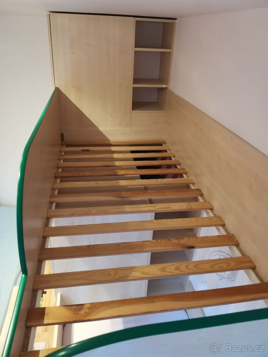 Nábytek do dětského pokoje - set skříně a palanda - 9