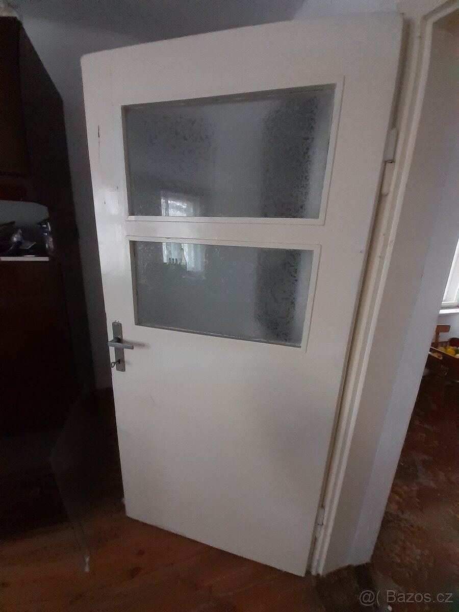 Keramika , růžový porcelán, sošky psů, obrazy - 9