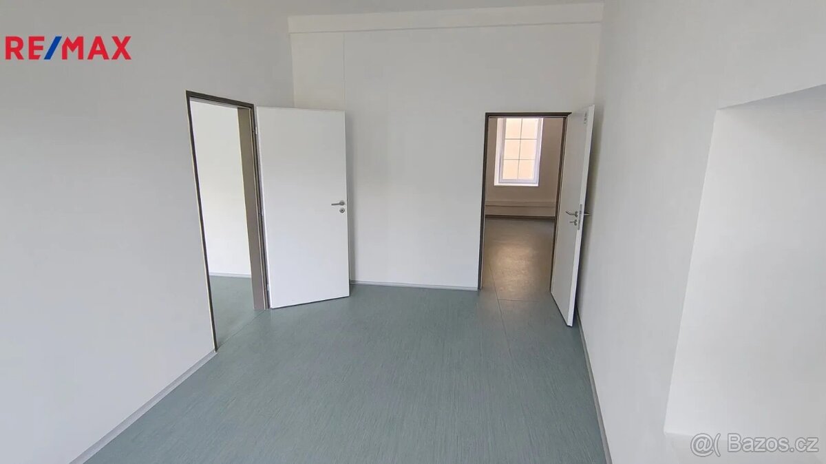 Pronájem kancelářských prostor 228,93m² - Děčín - 9