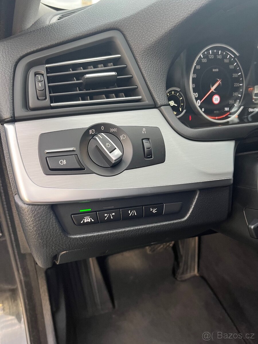 BMW F11 535d xDrive - 9