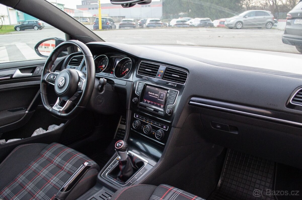 Volkswagen Golf GTI VII ( 7 ) - 9