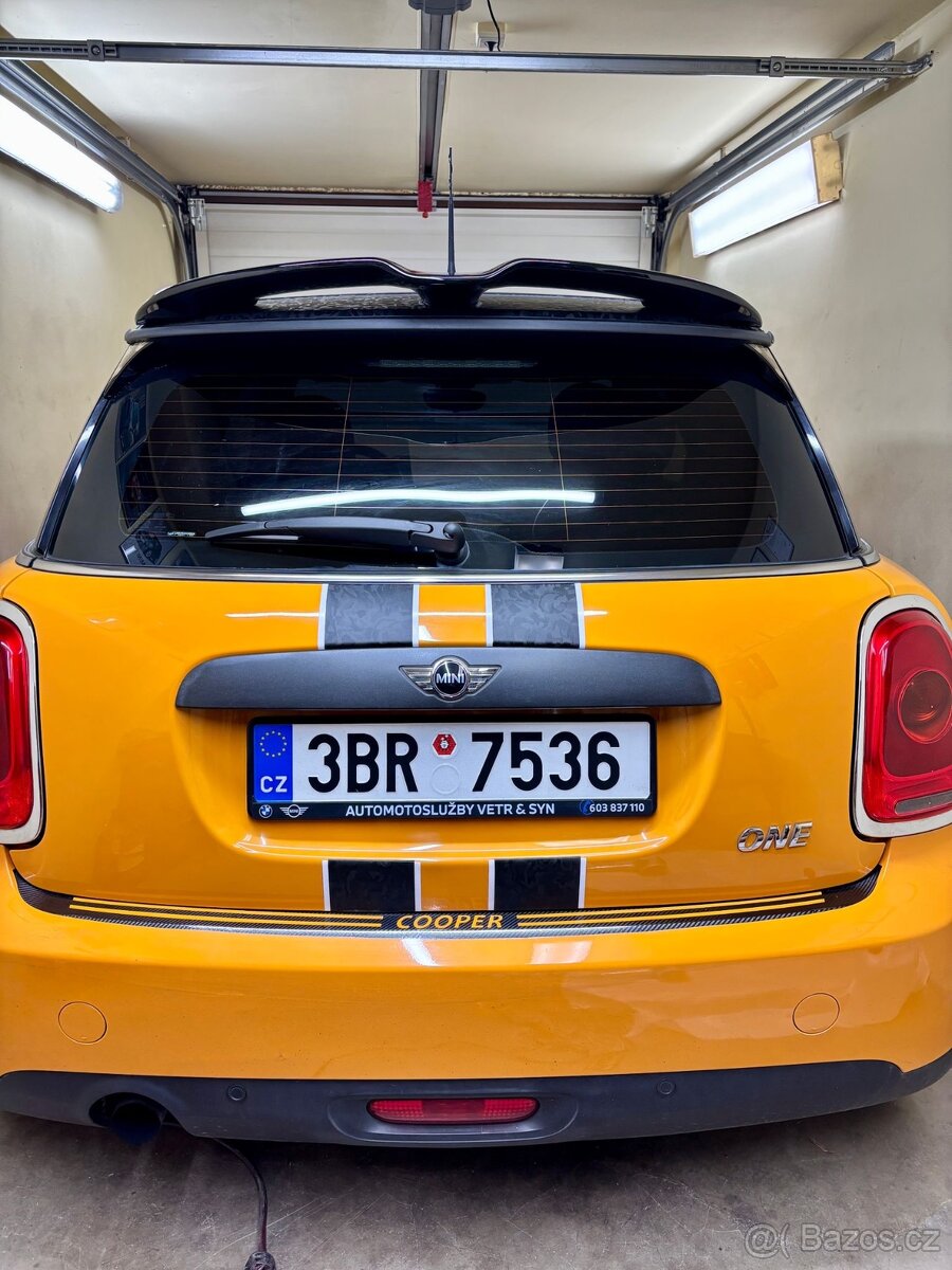 Mini Cooper One F56 2015 - 9