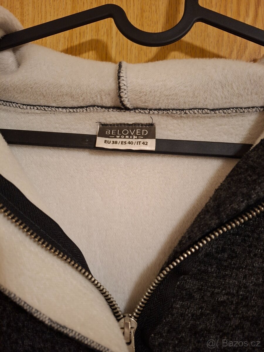 Dva kabátky a zimní bunda - 9