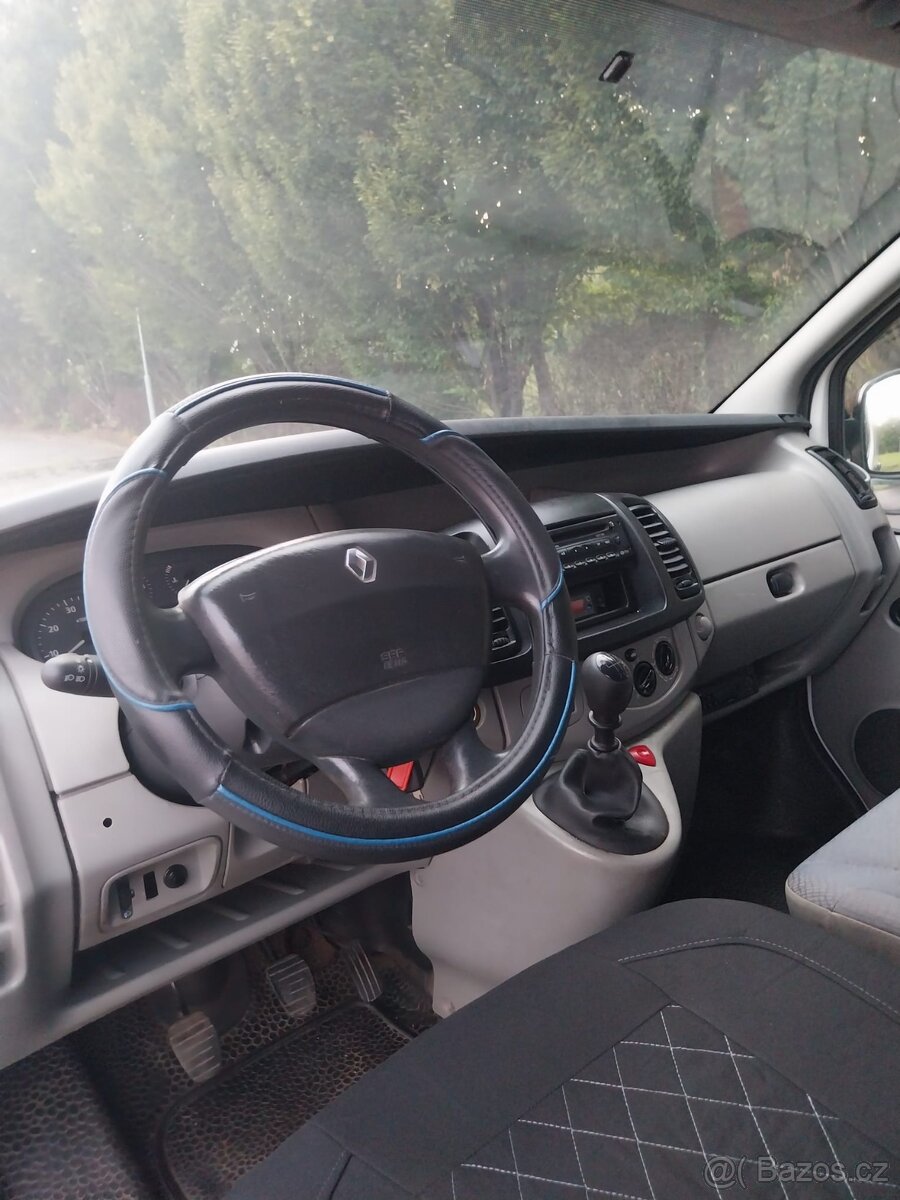 Renault Trafic 1.9 DCI chlaďák - 9