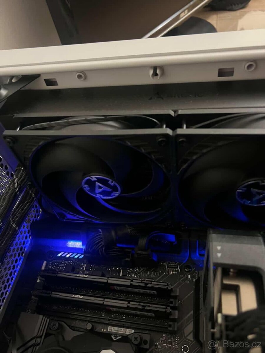 Herní / pracovní PC i7 + RTX 4060 + 64GB RAM - 9