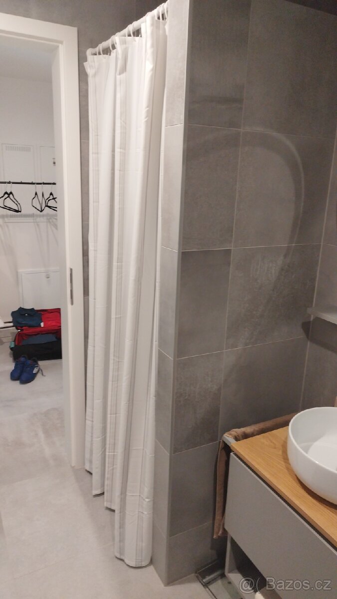 Pronajmu nový, zařízený byt 1kk 42m s terasou - Hagibor - 9